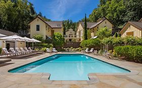 Farmhouse Inn